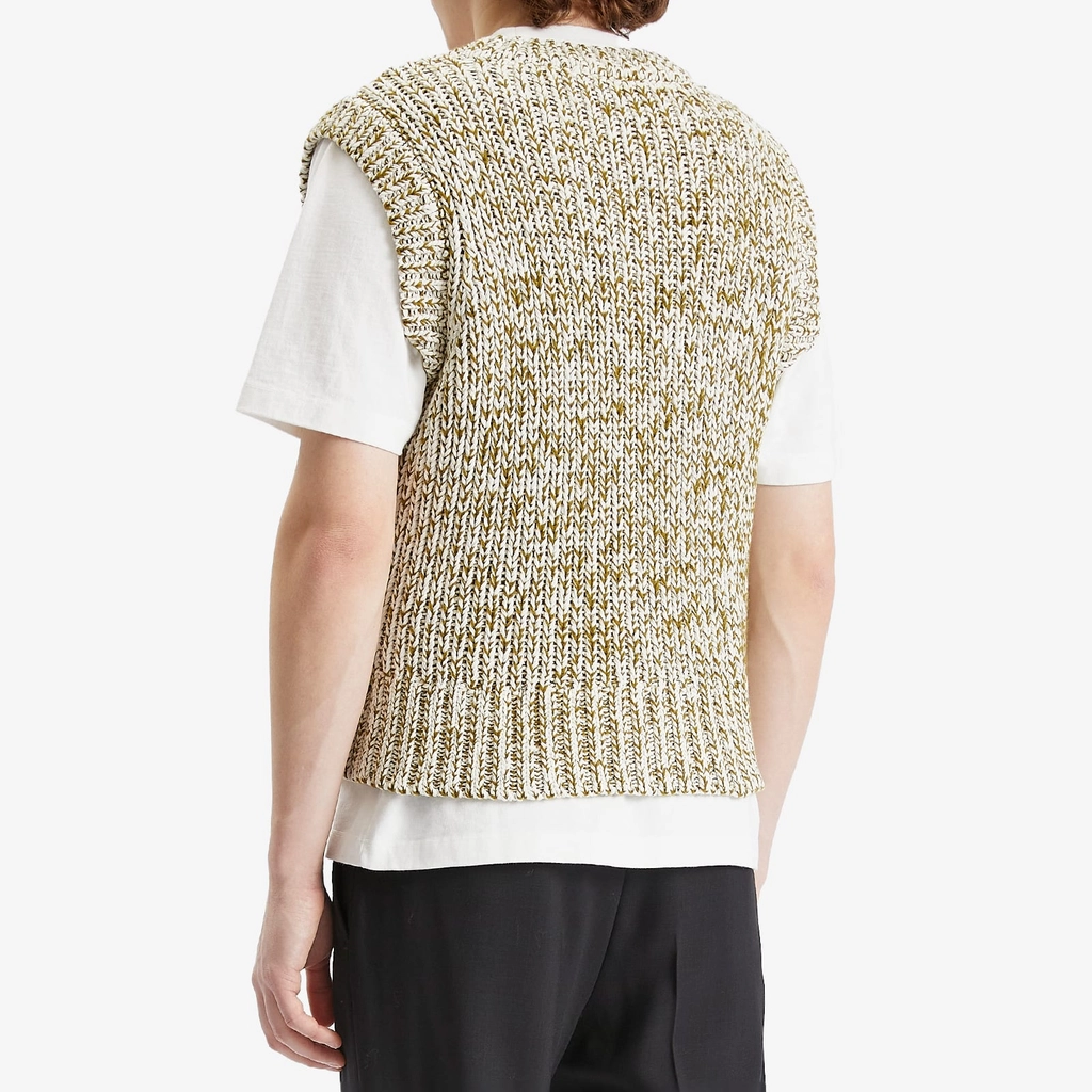 AMI Paris Men's Sleeveless V Neck Sweater White Cream/Lichen